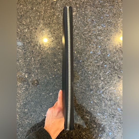 Coach Black Leather Zip Folio Laptop, Tablet Notebook, Case w/phone pouch NWOT - Picture 4 of 8